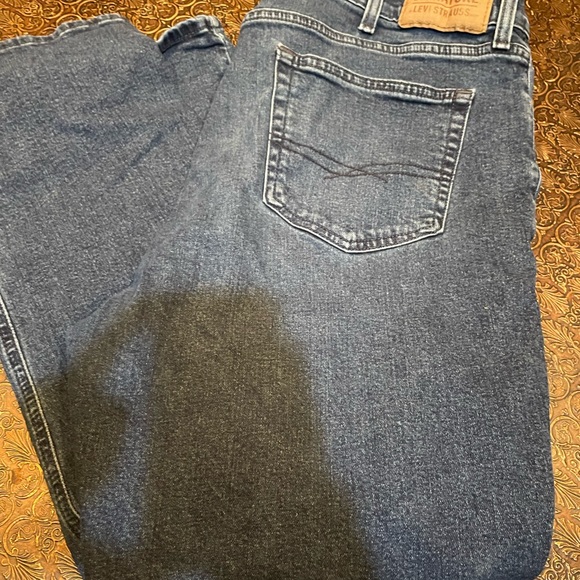 Levi’s - Picture 4 of 4